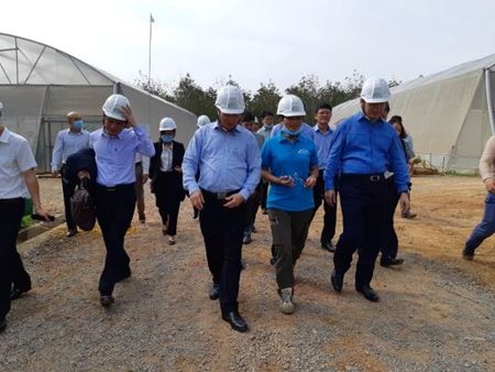 BỘ TRƯỜN BỘ TN&MT THĂM NHÀ MÁY PHÂN LOẠI VÀ XỬ LÝ RÁC THẢI TẠI QUẢNG BÌNH